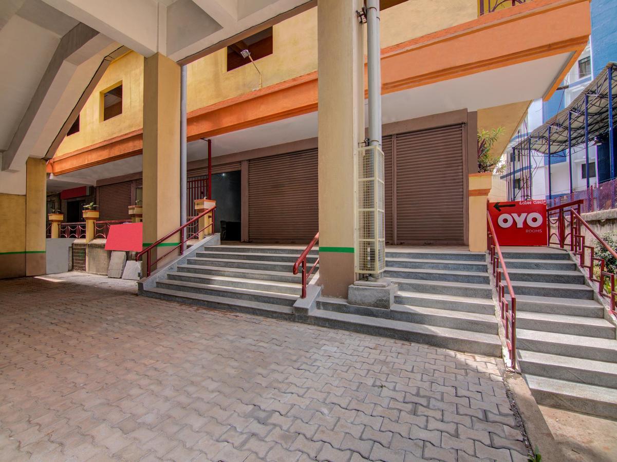 Hotel Golden Gates Bangalore Exterior foto
